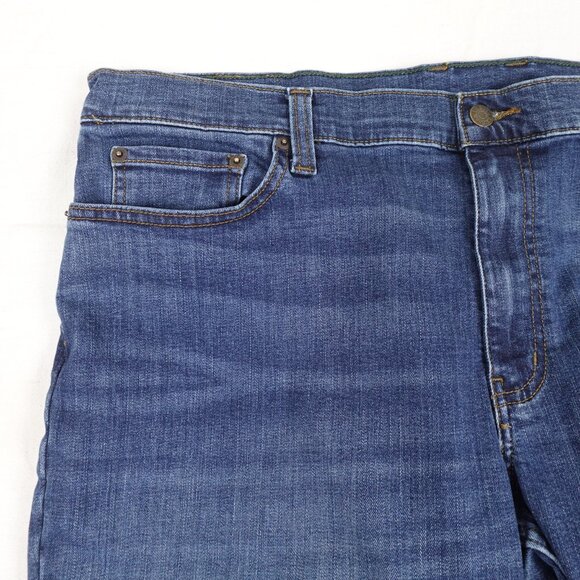 L.L. Bean BeanFlex Standard Fit Jeans Men's 40x30 Stretch Denim - Picture 8 of 11